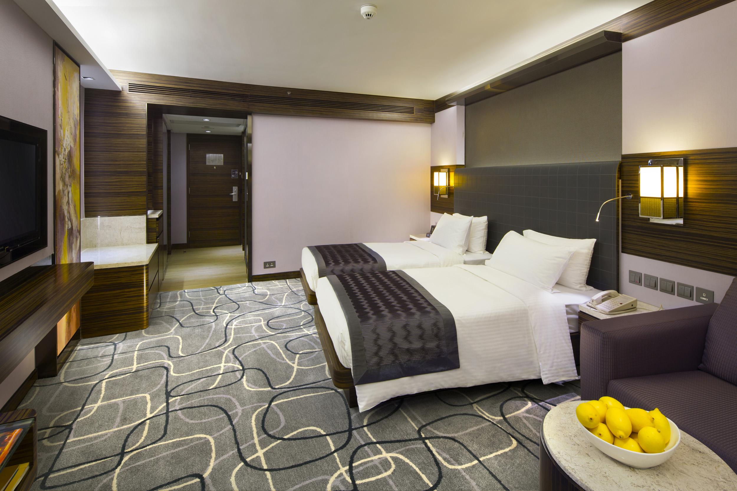 New World Millennium Hong Kong Hotel Экстерьер фото A room at the hotel