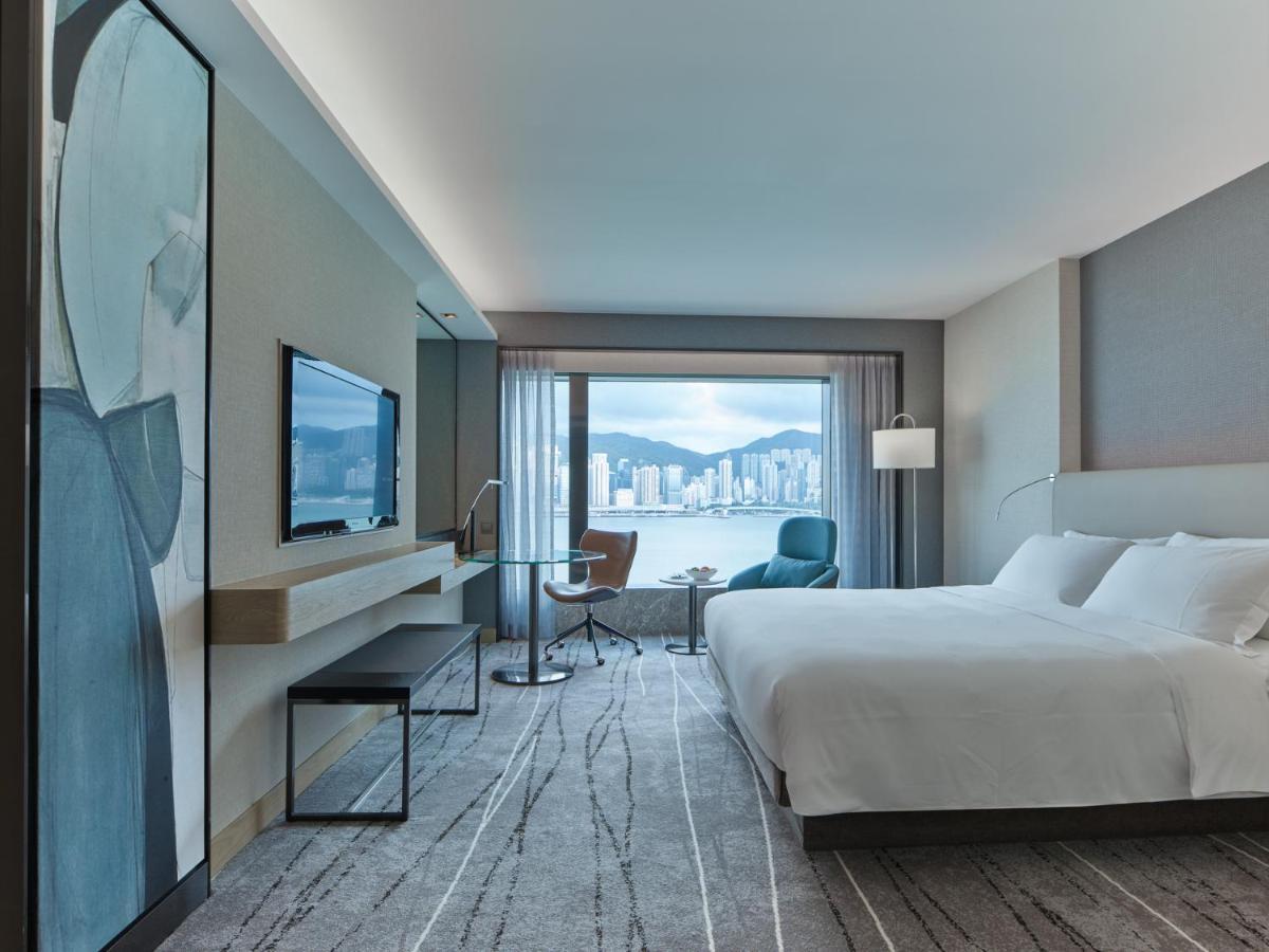 New World Millennium Hong Kong Hotel Экстерьер фото Deluxe Harbour View Room