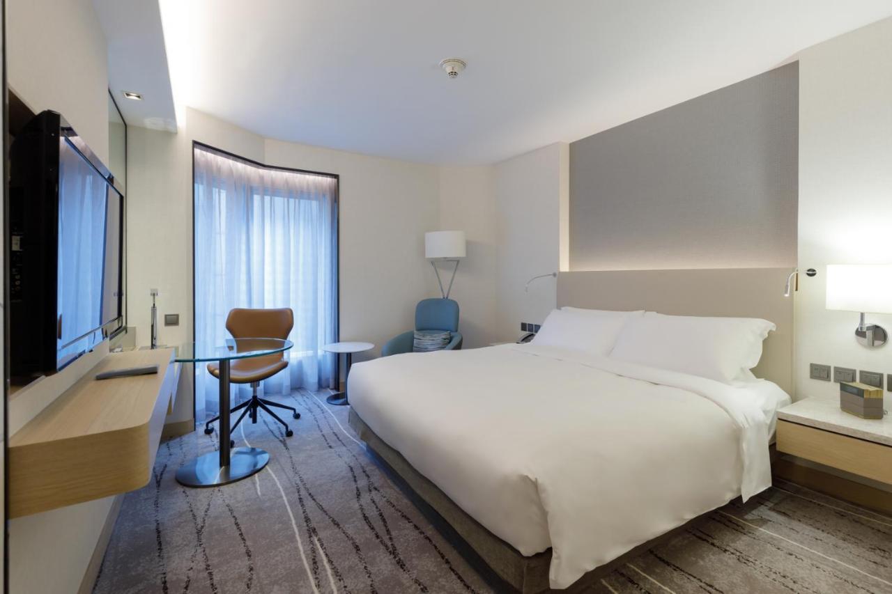New World Millennium Hong Kong Hotel Экстерьер фото Deluxe Room