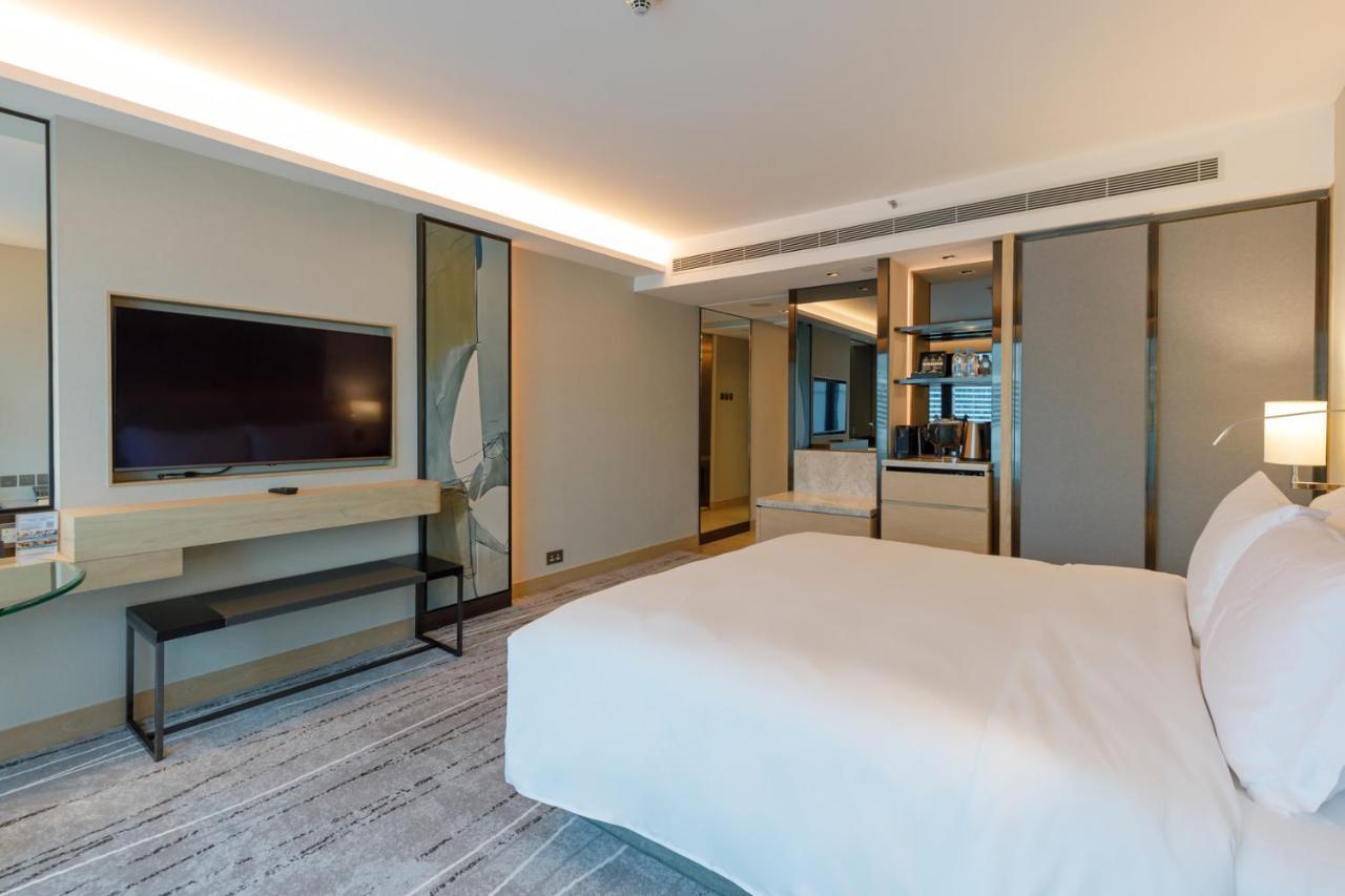 New World Millennium Hong Kong Hotel Экстерьер фото Deluxe Room