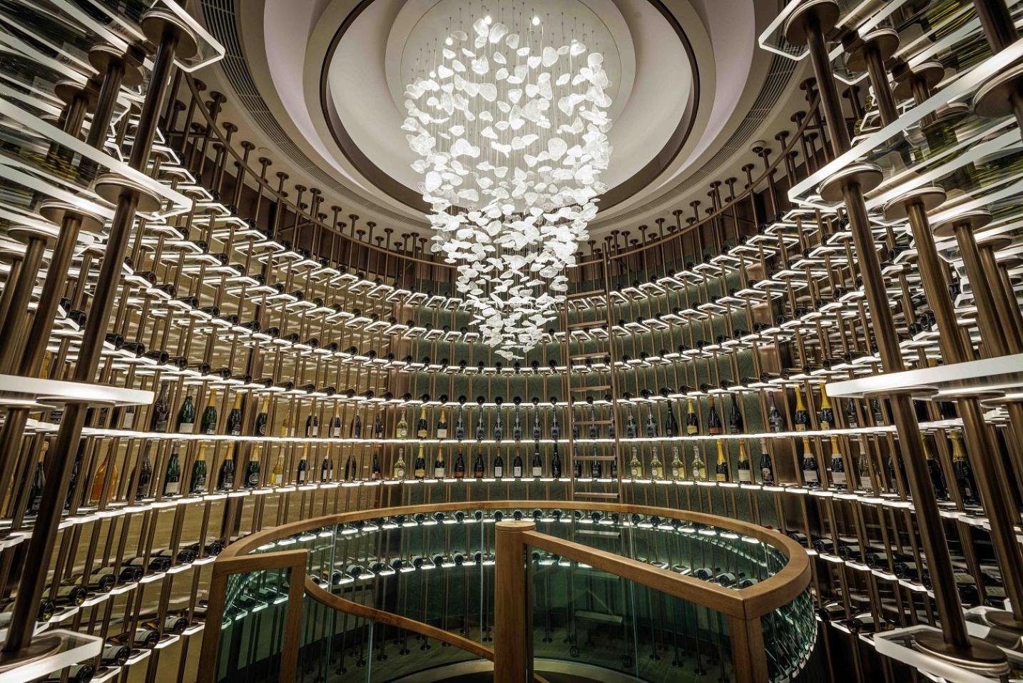 New World Millennium Hong Kong Hotel Экстерьер фото The staircase