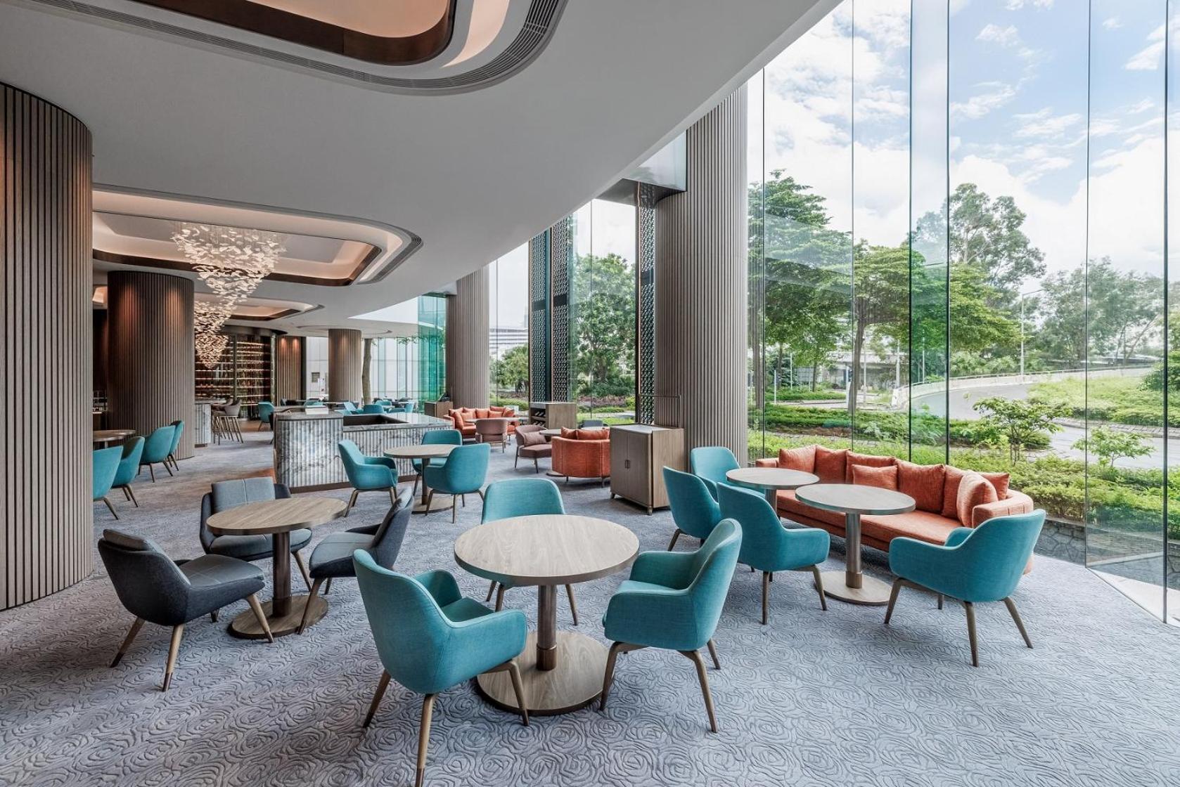 New World Millennium Hong Kong Hotel Экстерьер фото The Lounge at KLIA